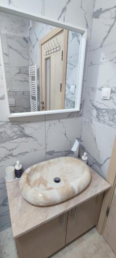 Jacuzzi Belle View Sinaia-Free Parking公寓 外观 照片